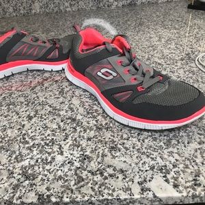 Skechers Running athletic shoes women’s 8.5